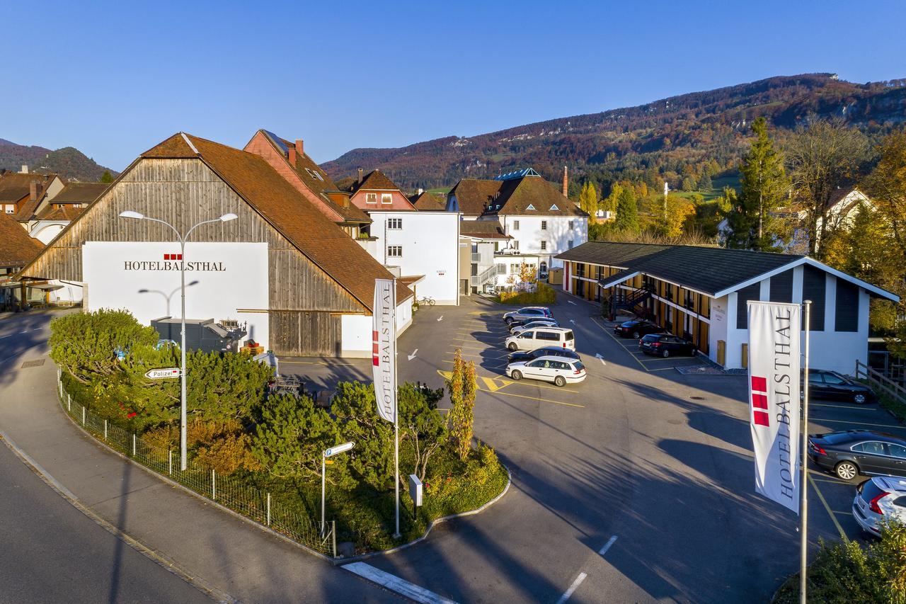 Hotel Balsthal Eksteriør bilde